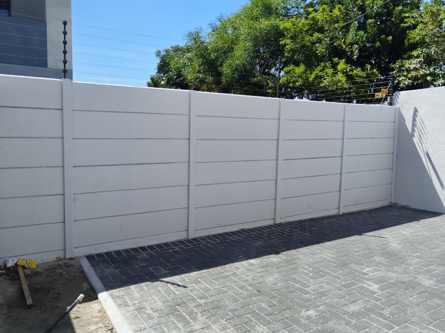 2 Bedroom Property for Sale in Table View Western Cape